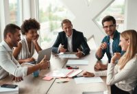 những câu tiếng anh hữu ích cho người đi làm